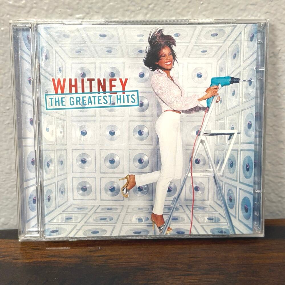 Whitney Houston The Greatest Hits 2 Disc CD Set 2000 Retro Physical Media Y2K